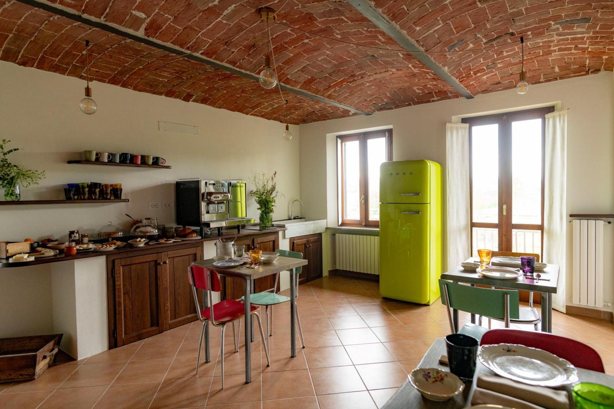 Ca' Nadin Agriturismo San Damiano dʼAsti Екстериор снимка