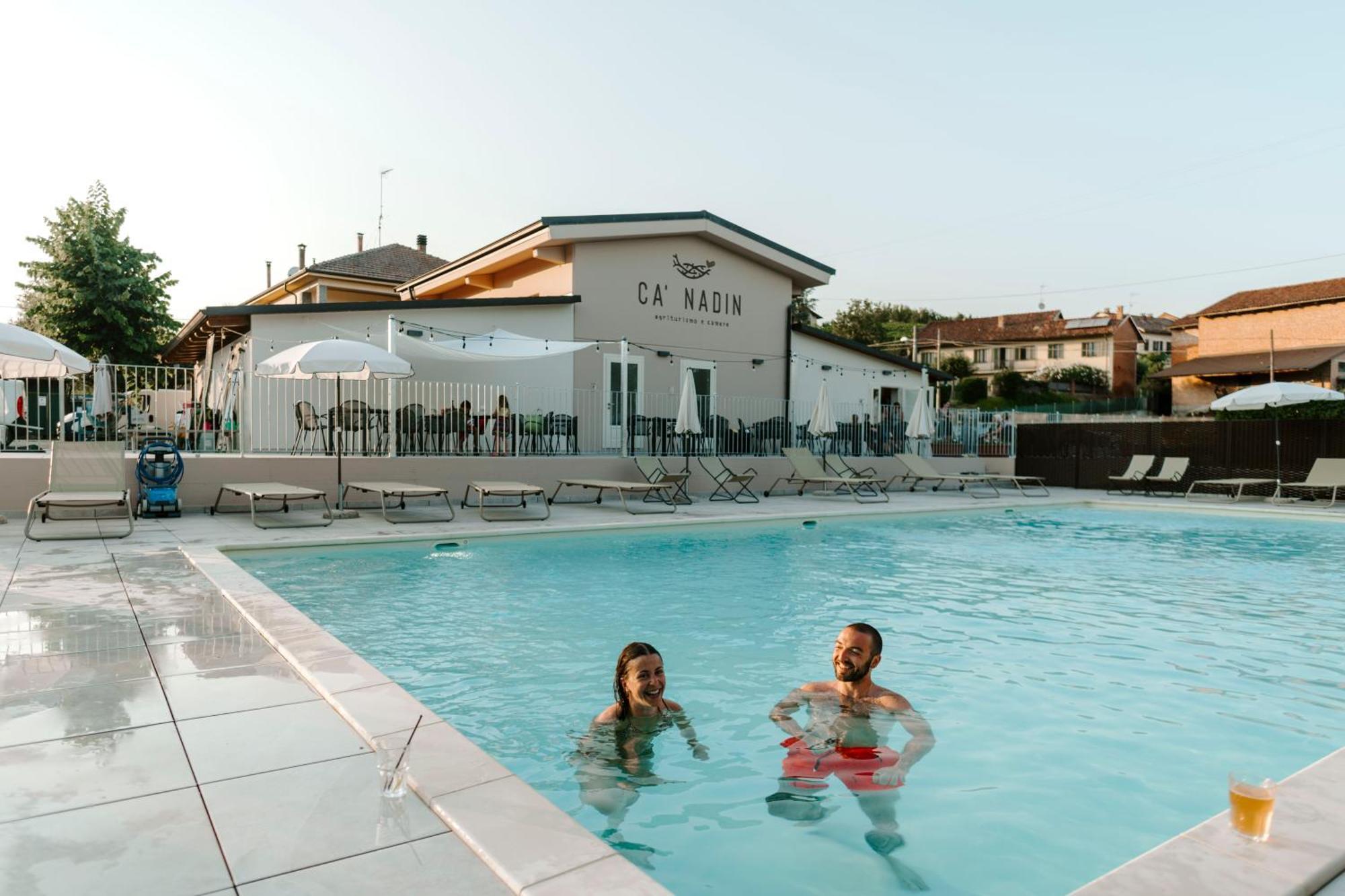 Ca' Nadin Agriturismo San Damiano dʼAsti Екстериор снимка