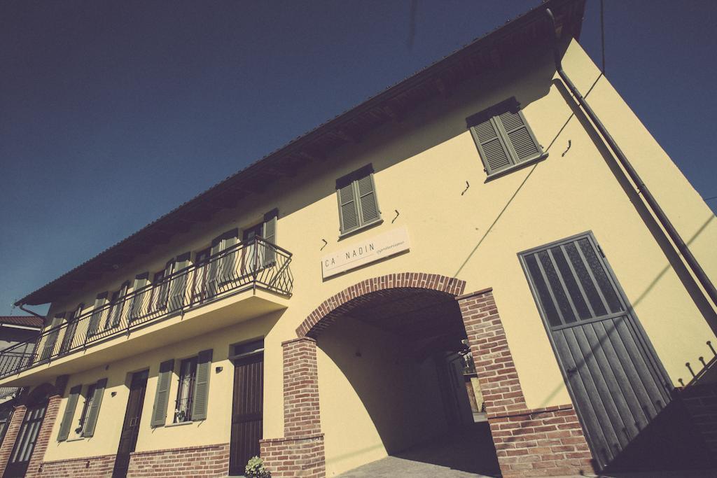 Ca' Nadin Agriturismo San Damiano dʼAsti Екстериор снимка